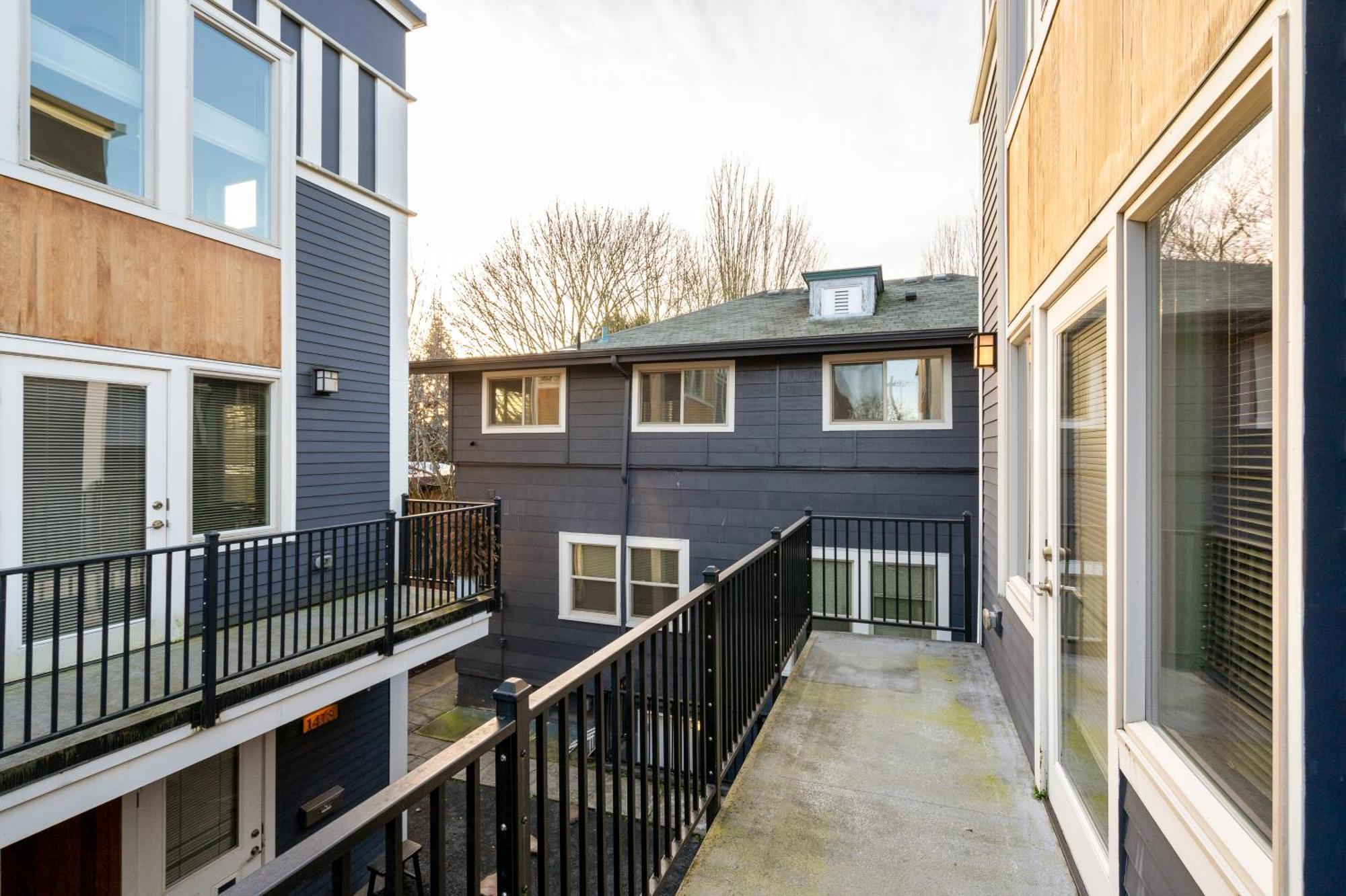 Stay Portland Collection - Color Splash Apartment In The Heart Of Portland Exterior photo