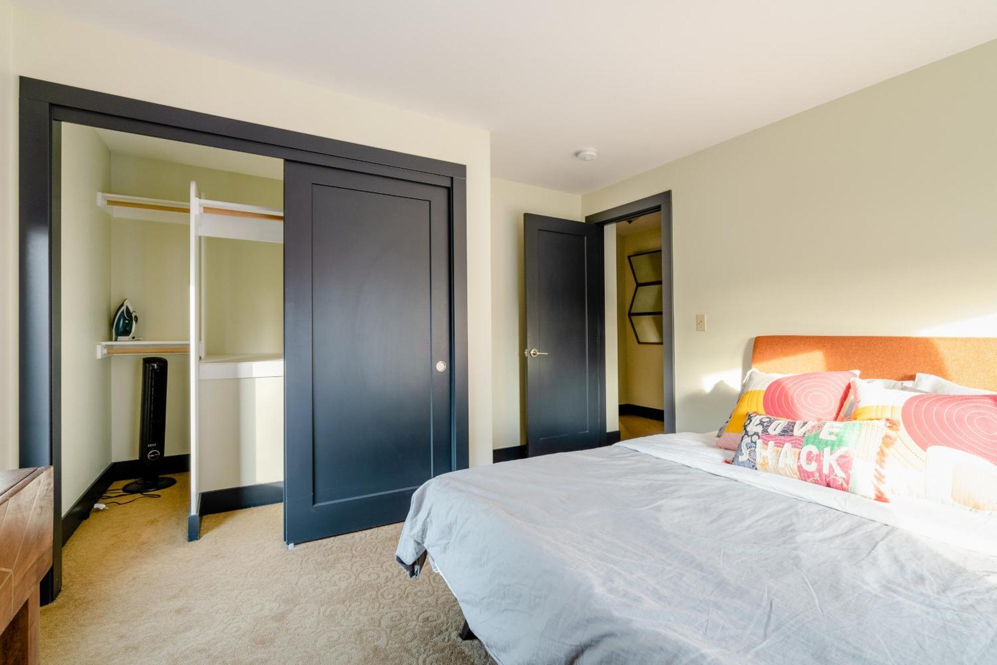 Stay Portland Collection - Color Splash Apartment In The Heart Of Portland Exterior photo